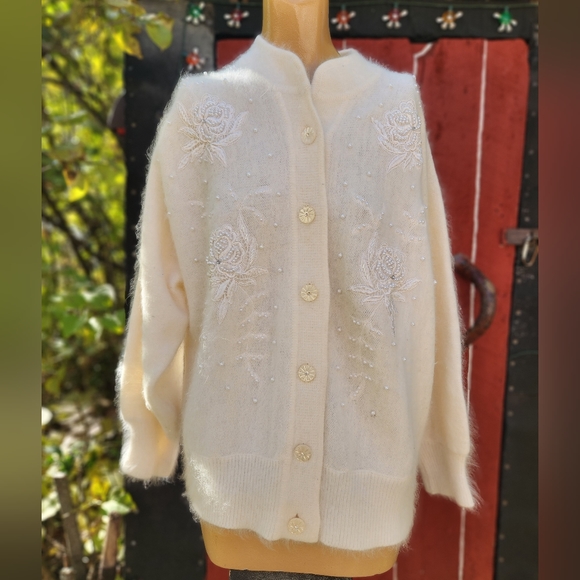 Vintage angora sweater - Picture 2 of 12